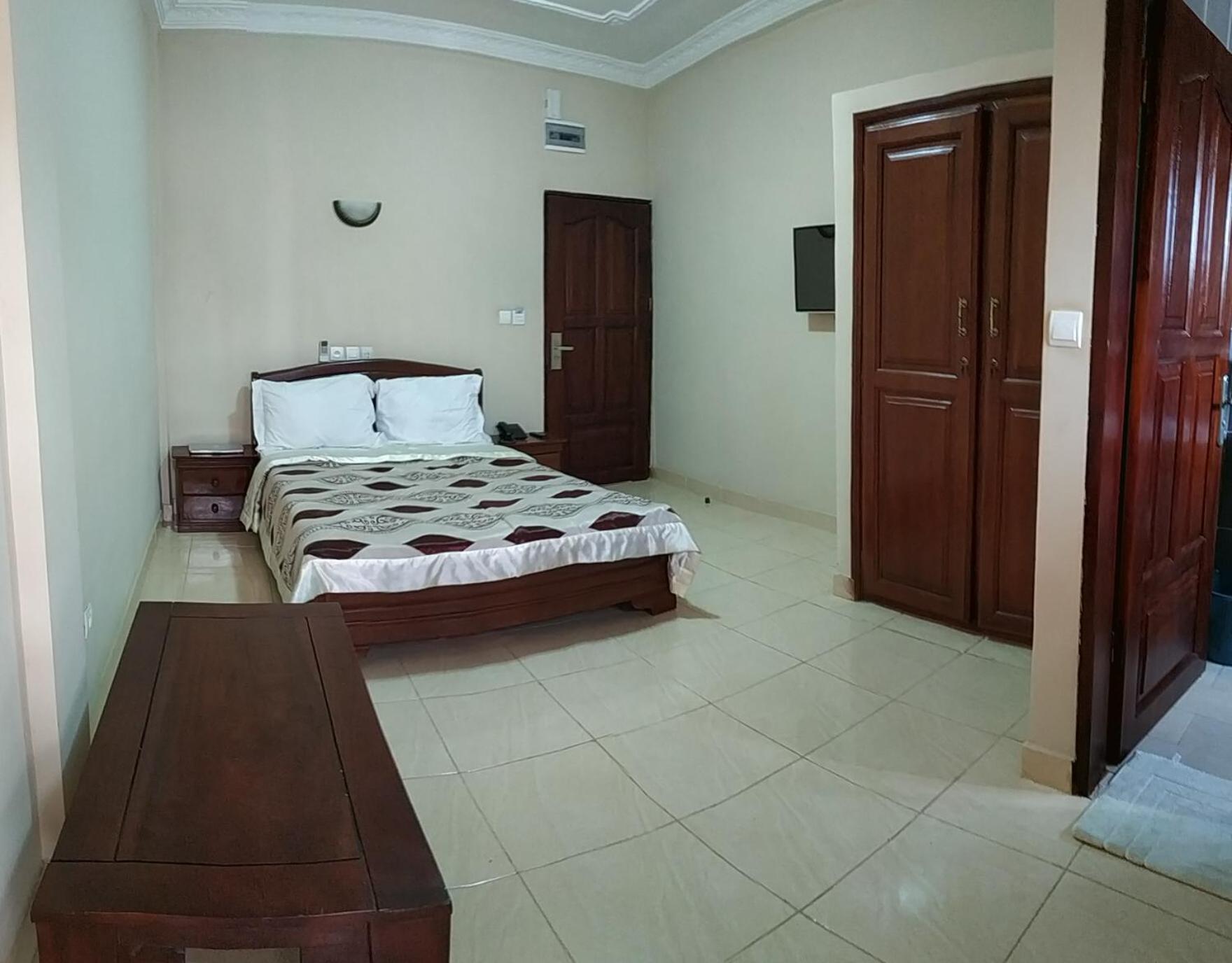 Nikita Hotel Yaoundé Exterior foto